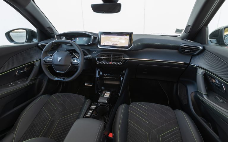 تعمیر گیربکس اتوماتیک پژو 2008 | خدمات تخصصی و حرفه‌ای